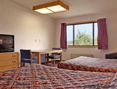 Travelodge Indianapolis Castleton Номер фото